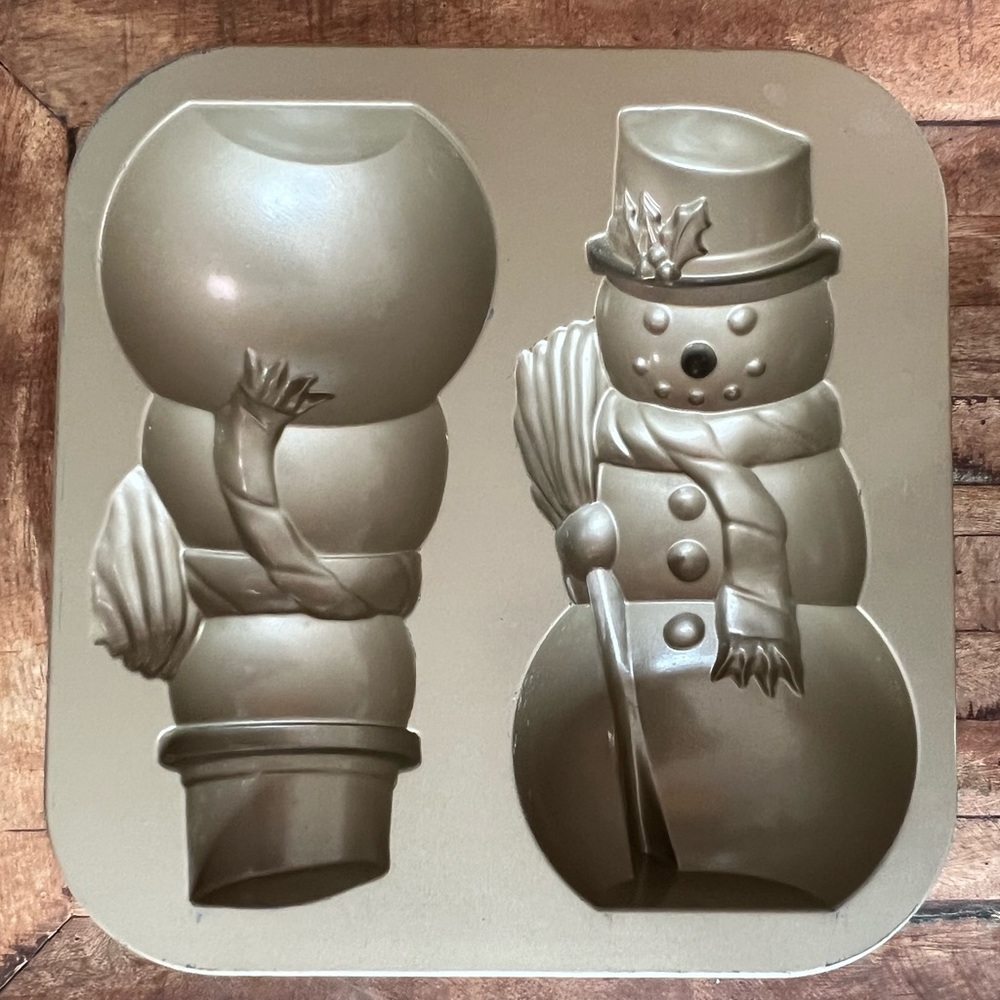 Nordic Ware William Sonoma Snowman Cast Aluminum Cake Pan 10 Cup Retired CUTE!